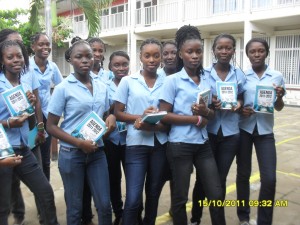 15-okt-2011-distributie-agendas-op-MULO-Latour